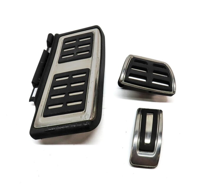 Thumbnail 2: 2015 AUDI A3 (8V) FRONT LEFT PEDAL COVER TRIM SET 3