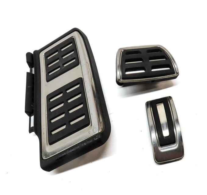 Thumbnail 3: 2015 AUDI A3 (8V) FRONT LEFT PEDAL COVER TRIM SET 3