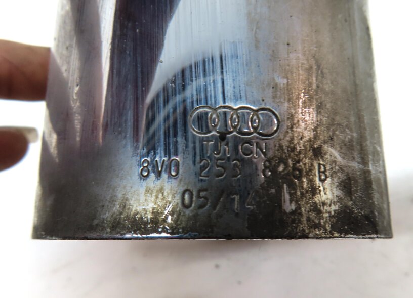 Thumbnail 7: 15-20 AUDI A3 (8V) REAR LEFT & RIGHT 2.0L TURBO MUFFLER EXHAUST TIP SET (SILVER)