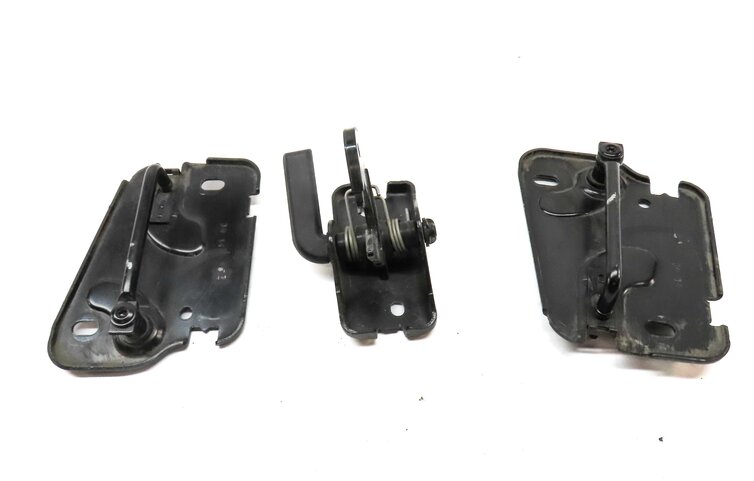 Thumbnail 2: 2015 AUDI A3 (8V) HOOD LEFT & RIGHT STRIKER & SAFETY CATCH HOOK & RELEASE LEVER