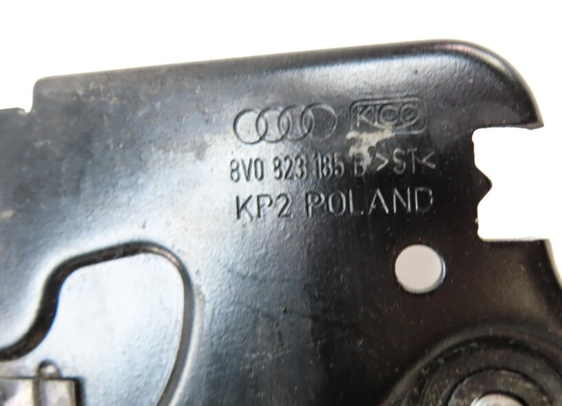 Thumbnail 6: 2015 AUDI A3 (8V) HOOD LEFT & RIGHT STRIKER & SAFETY CATCH HOOK & RELEASE LEVER