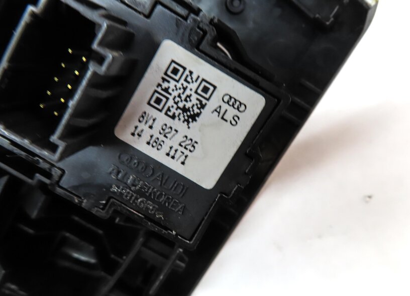 Thumbnail 8: 2015 AUDI A3 8V CENTER CONSOLE MMI MEDIA NAVIGATION CONTROL KNOB & BUTTON PANEL