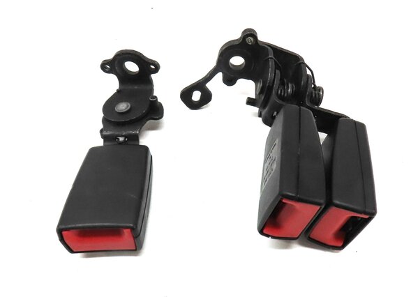 Thumbnail 4: 2015 AUDI A3 (8V) REAR LEFT & RIGHT SEATBELT BUCKLE RECEIVER SET 2 (BLACK)