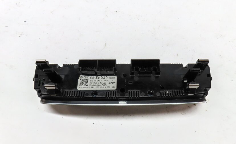 Thumbnail 6: 2015-2018 AUDI A3 S3 (8V) FRONT DUAL ZONE HEATER A/C TEMPERATURE CONTROL PANEL