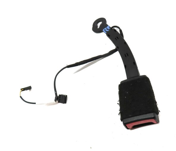 Thumbnail 3: 2015-2018 AUDI A3 S3 RS3 (8V) RIGHT FRONT PASSENGER SEATBELT BUCKLE RECEIVER