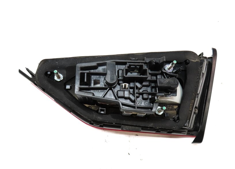 Thumbnail 5: 2015-2016 AUDI A3 S3 (8V) SEDAN CONVERTIBLE LEFT INNER LED TAILLIGHT LIGHT LAMP
