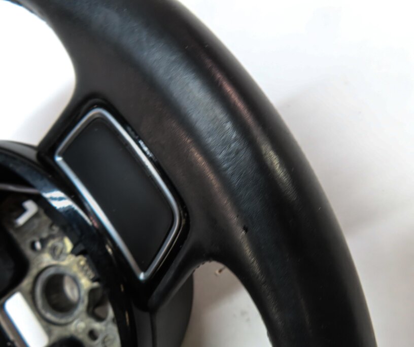 Thumbnail 7: 15-16 AUDI A3 (8V) LEFT DRIVER 3-SPOKE SPORT STEERING WHEEL w/ SWITCHES (BLACK)