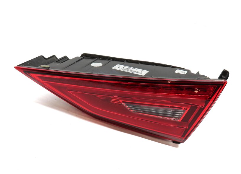 Thumbnail 4: 2015-2016 AUDI A3 S3 (8V) SEDAN CONVERTIBLE RIGHT INNER LED TAILLIGHT LIGHT LAMP