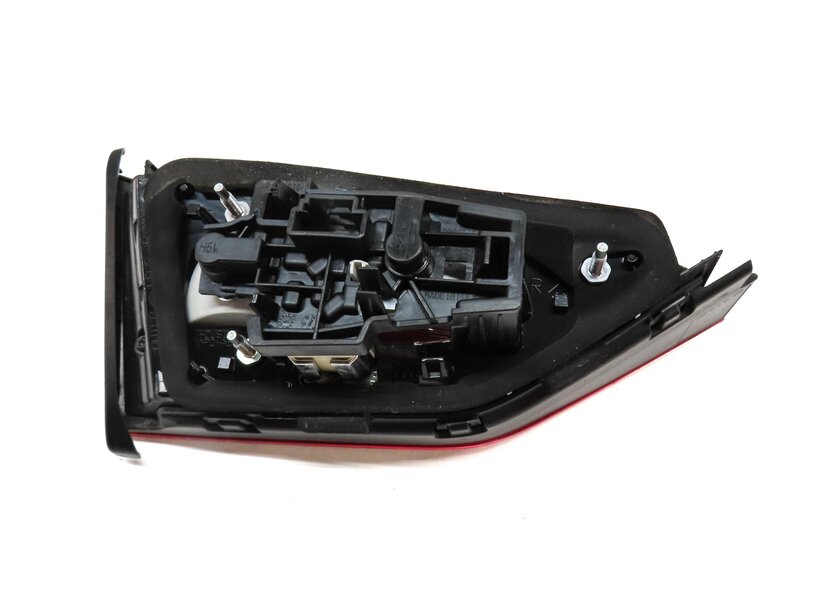 Thumbnail 5: 2015-2016 AUDI A3 S3 (8V) SEDAN CONVERTIBLE RIGHT INNER LED TAILLIGHT LIGHT LAMP