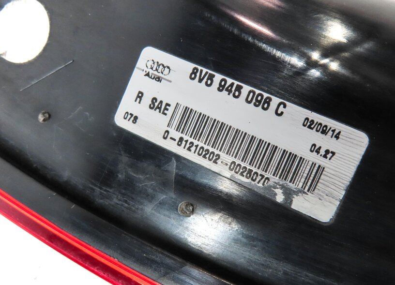 Thumbnail 6: 15-16 AUDI A3 S3 8V SEDAN CONVERTIBLE RIGHT OUTER LED TAILLIGHT BRAKE LIGHT LAMP