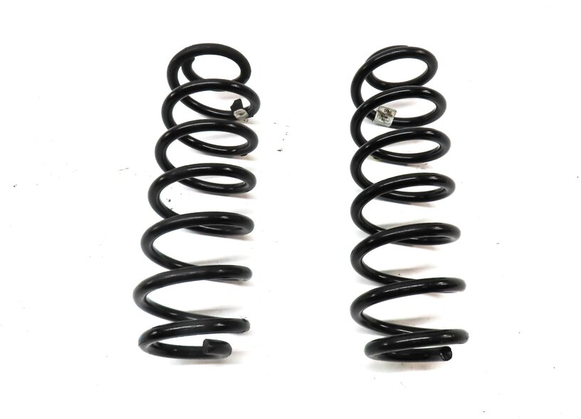 Thumbnail 4: 2015-2018 AUDI A3 S3 RS3 (8V) LEFT & RIGHT REAR SUSPENSION COIL SPRING SET