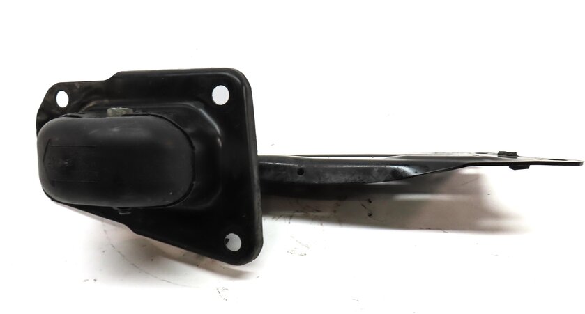 Thumbnail 4: 2015-2019 AUDI VW GOLF / A3 S3 RS3 TT (8V MK3) RIGHT PASSENGER REAR TRAILING ARM