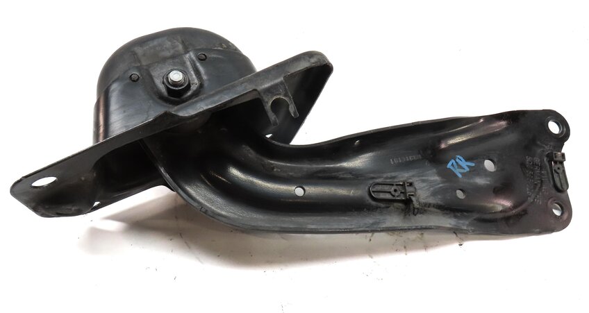 Thumbnail 5: 2015-2019 AUDI VW GOLF / A3 S3 RS3 TT (8V MK3) RIGHT PASSENGER REAR TRAILING ARM