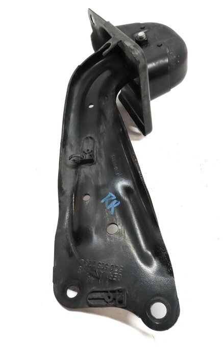 Thumbnail 6: 2015-2019 AUDI VW GOLF / A3 S3 RS3 TT (8V MK3) RIGHT PASSENGER REAR TRAILING ARM
