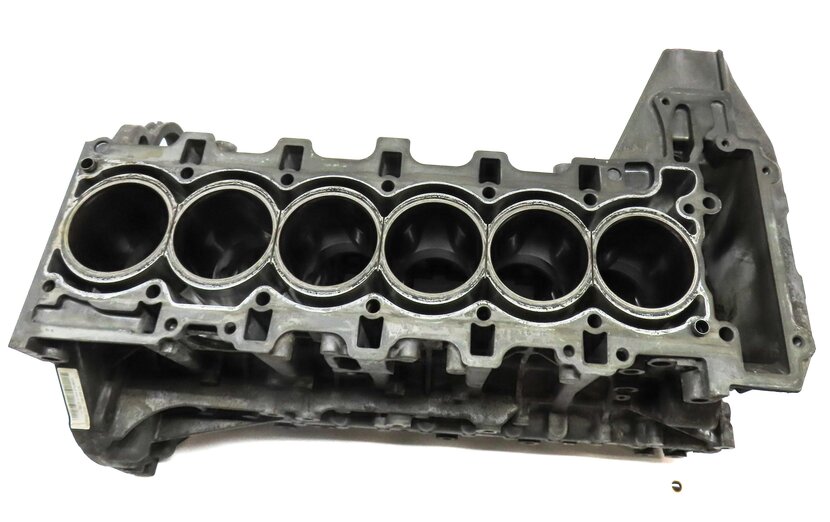 Thumbnail 4: 10-12 BMW 135i 335i 535i X3 X5 (E90 F10 E70 E71) 3.0L N55 ENGINE CYLINDER BLOCK