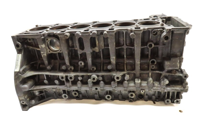 Thumbnail 5: 10-12 BMW 135i 335i 535i X3 X5 (E90 F10 E70 E71) 3.0L N55 ENGINE CYLINDER BLOCK