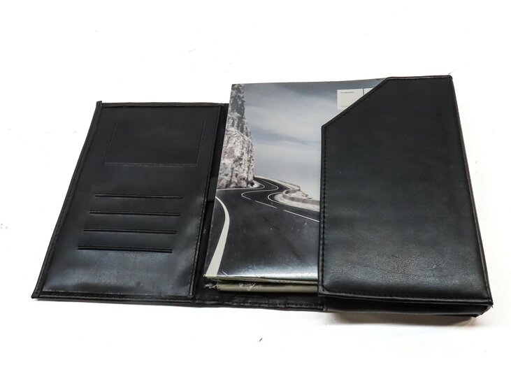 Thumbnail 7: 2011 BMW X6 (E71) OWNERS MANUAL BOOK BOOKLET GUIDE SET w/ CASE