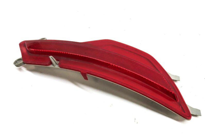 2011 BMW X6 (E71) REAR RIGHT PASSENGER BUMPER REFLECTOR MARKER