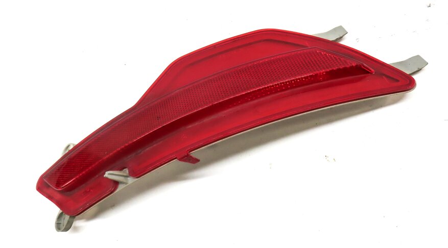 Thumbnail 3: 2011 BMW X6 (E71) REAR RIGHT PASSENGER BUMPER REFLECTOR MARKER