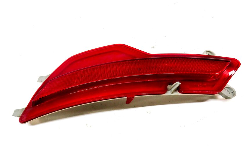 Thumbnail 2: 2011 BMW X6 (E71) REAR LEFT DRIVER BUMPER REFLECTOR MARKER