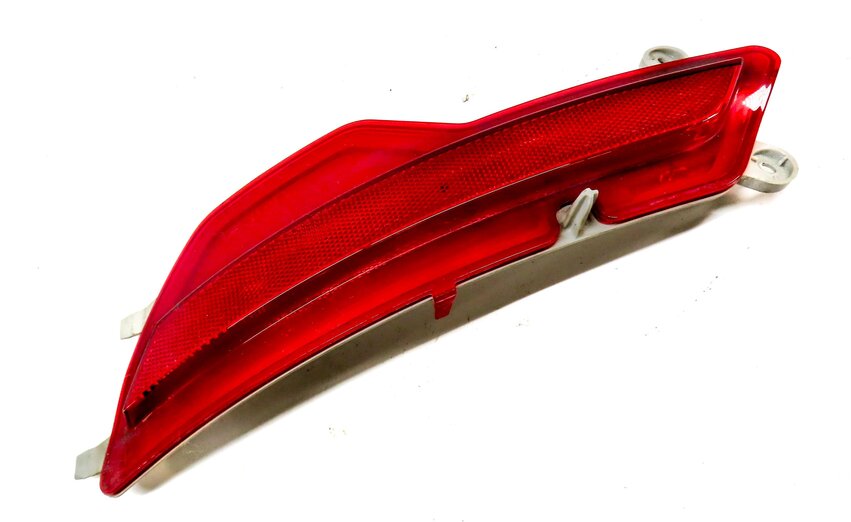 Thumbnail 3: 2011 BMW X6 (E71) REAR LEFT DRIVER BUMPER REFLECTOR MARKER