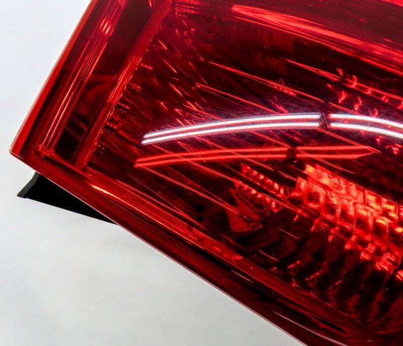 Thumbnail 7: 2008-2012 BMW X6 X6M (E71 E72) LEFT DRIVER REAR OUTER TAILLIGHT BRAKE LIGHT LAMP
