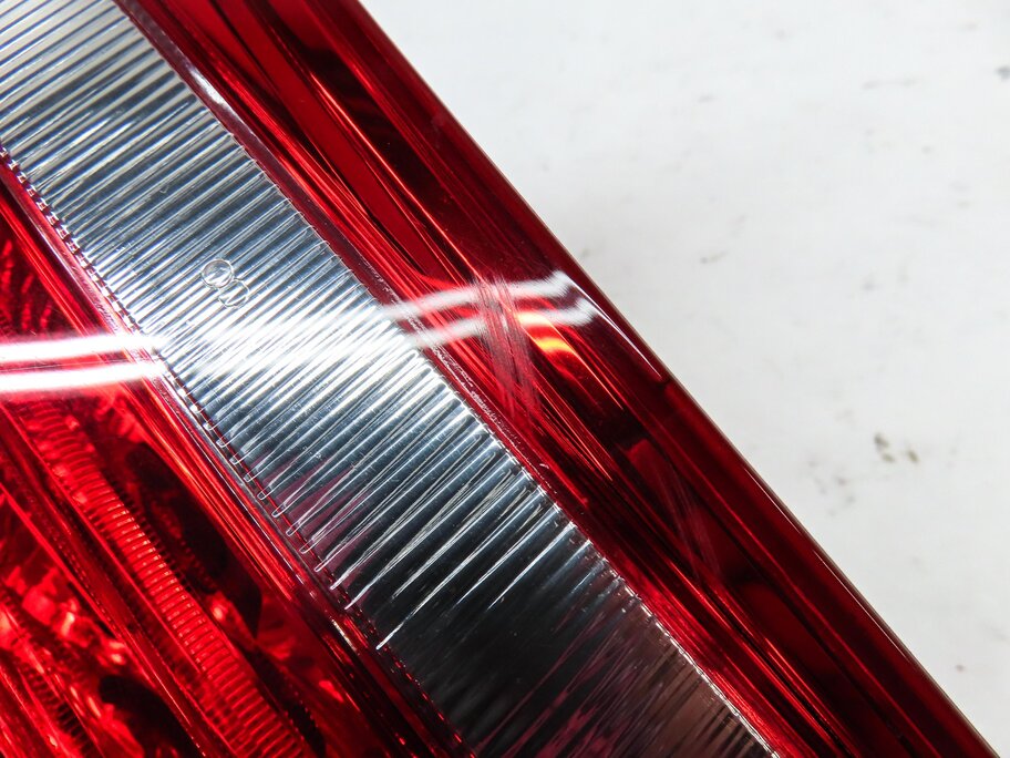 Thumbnail 7: 2008-2012 BMW X6 X6M ///M (E71 E72) LEFT DRIVER REAR INNER TAILLIGHT LIGHT LAMP