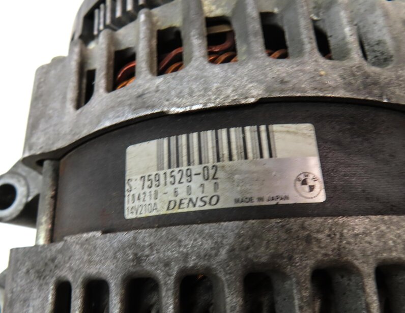 Thumbnail 7: 2010-2012 BMW 535iGT 535i X3 X5 X6 (E70 E71 F07 F10 F25) 3.0L ALTERNATOR 210 AMP