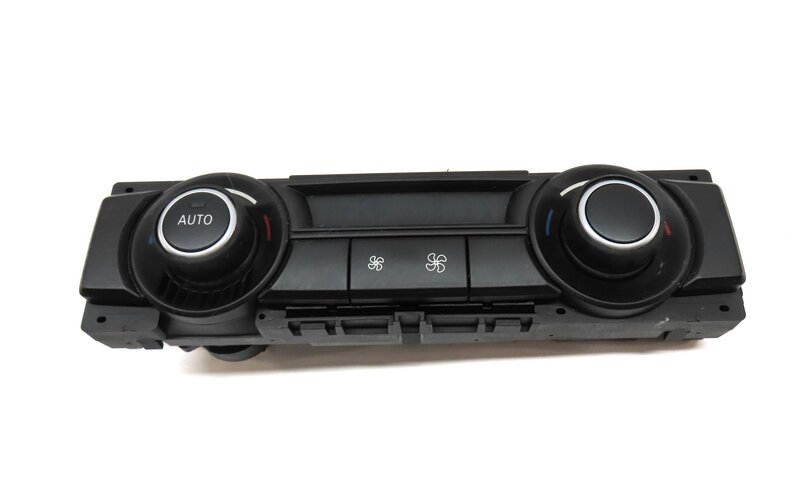 Thumbnail 2: 2011 BMW X6 (E71) REAR HEATER A/C TEMPERATURE CLIMATE CONTROL PANEL
