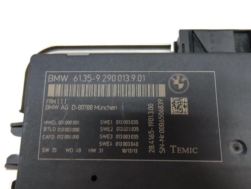 Thumbnail 4: 10-17 BMW 5 6 7 M5 X3 X4 (F06 F10 F12 F25 F26) FRM III BODY LIGHT MODULE 2-PLUG