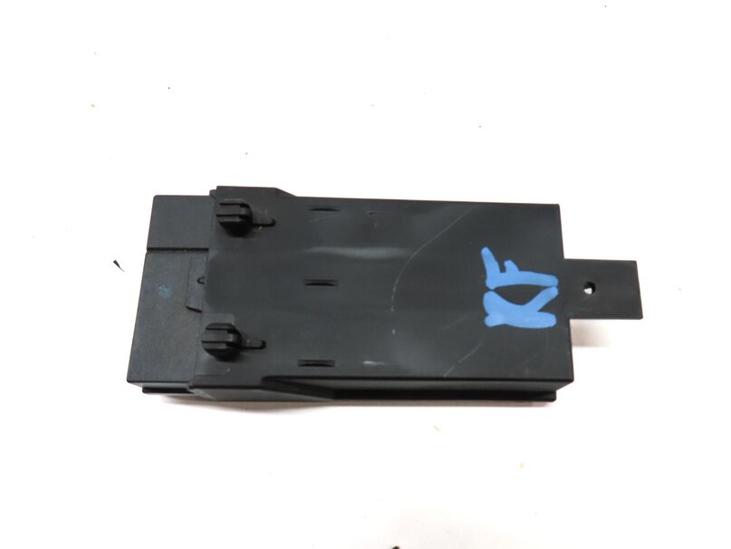 Thumbnail 5: 10-19 BMW 2 3 4 5 6 7 X (F22 F30 F32 F15 F16 F85 F86) HEATED SEAT CONTROL MODULE
