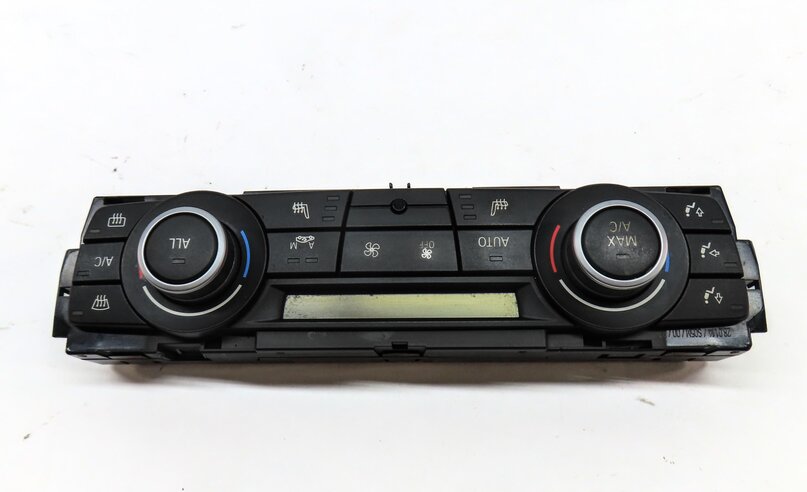 Thumbnail 5: 11-14 BMW X3 (F25) FRONT HEATER A/C TEMPERATURE CLIMATE CONTROL w/ HEATED SEAT