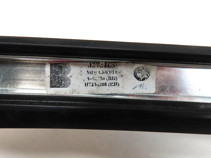 Thumbnail 7: 2014 BMW X3 F25 LEFT & RIGHT LUGGAGE ROOF RACK RAIL SET 2 (FRONT TO BACK) SILVER