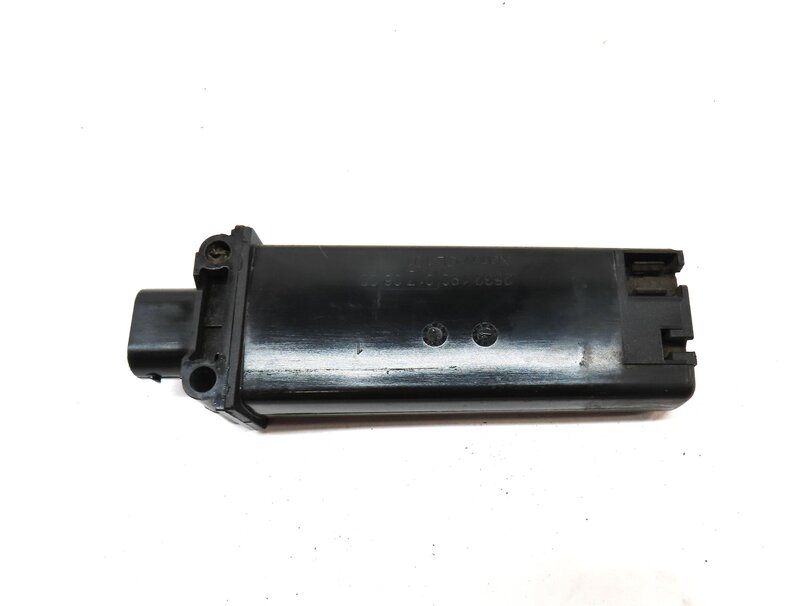 Thumbnail 5: 11-18 BMW 5 7 M5 M6 X3 X4 (F01 F06 F10 F12 F25 F26) TPMS SENSOR ANTENNA MODULE