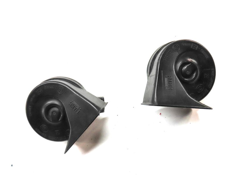 Thumbnail 3: 2011-2018 BMW X3 X4 (F25 F26) HIGH & LOW TONE SAFETY HORN SET-2