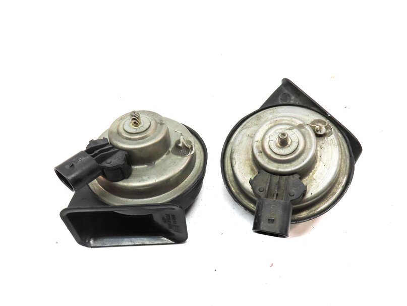 Thumbnail 4: 2011-2018 BMW X3 X4 (F25 F26) HIGH & LOW TONE SAFETY HORN SET-2