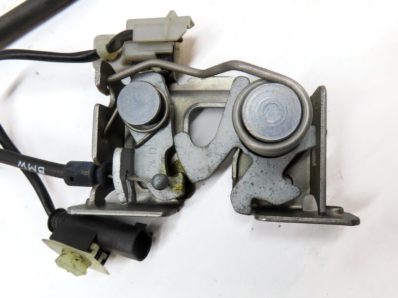 Thumbnail 7: 2014 BMW X3 (F25) FRONT HOOD LEFT & RIGHT LOCK LATCH SET 2 w/ CABLE 51237210731