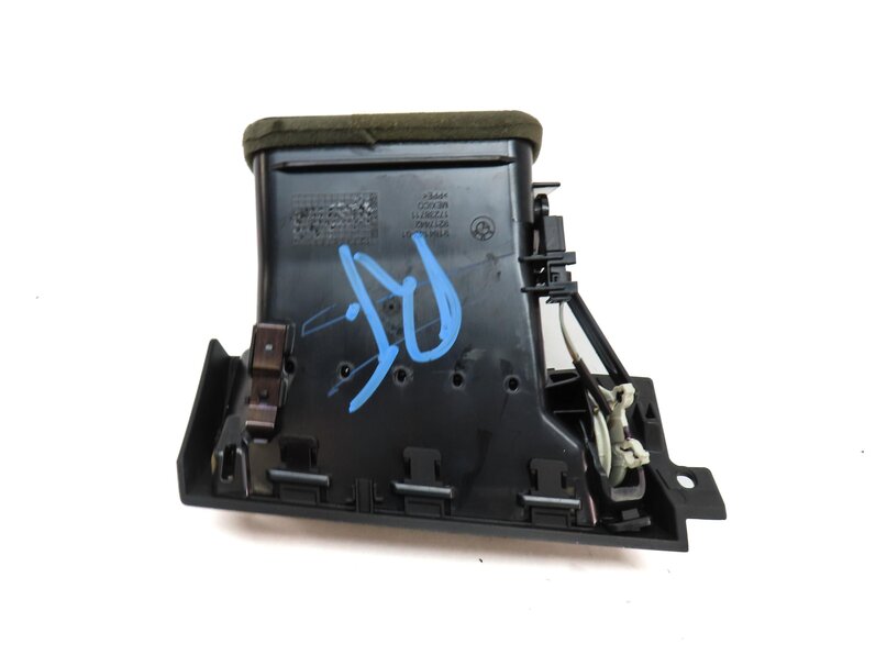 Thumbnail 5: 2014 BMW X3 (F25) FRONT DASH RIGHT PASSENGER HVAC A/C HEATER AIR VENT (BLACK)