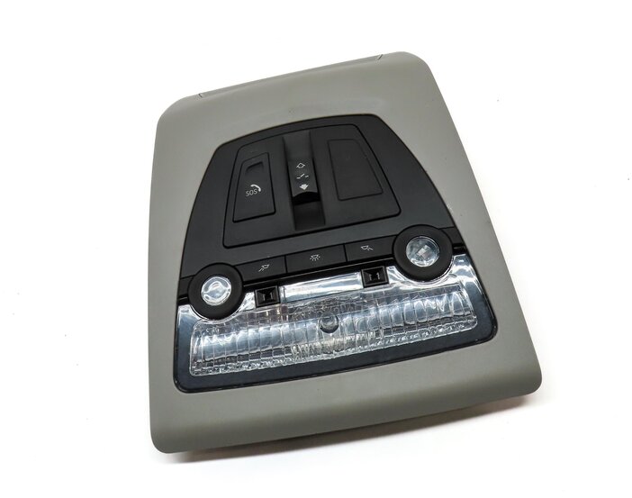 Thumbnail 3: 2014 BMW X3 (F25) FRONT CENTER ROOF PRIMARY DOME LIGHT ASSEMBLY (GREY) 9311462