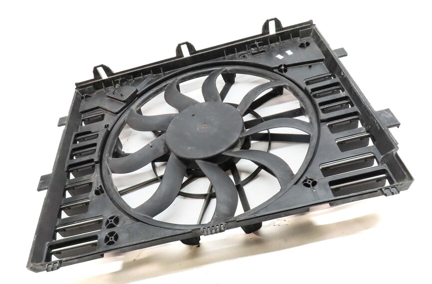 Thumbnail 3: 2011-2018 PORSCHE CAYENNE HYBRID (958) 3.0L RADIATOR COOLING FAN w/ SHROUD