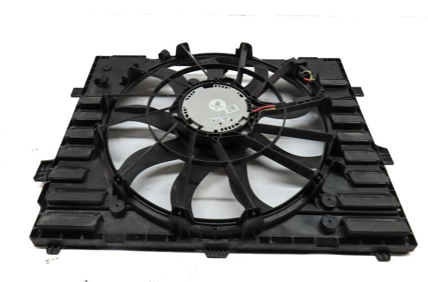 Thumbnail 5: 2011-2018 PORSCHE CAYENNE HYBRID (958) 3.0L RADIATOR COOLING FAN w/ SHROUD