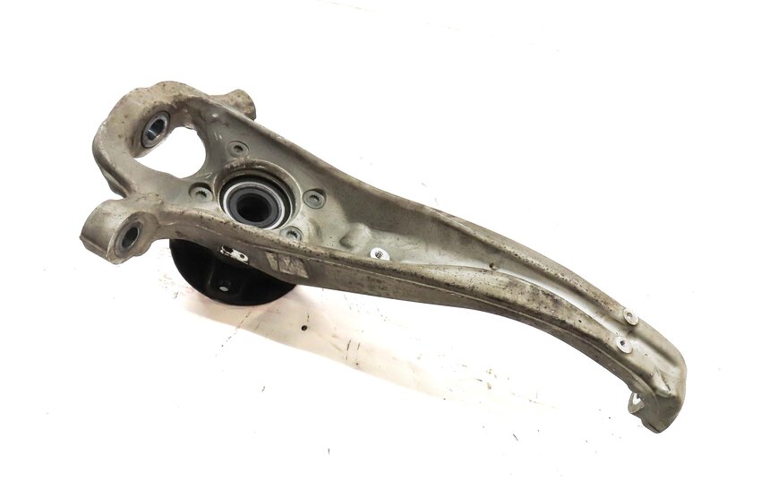 2011-2018 PORSCHE CAYENNE (958) RIGHT FRONT PASSENGER SPINDLE KNUCKLE HUB