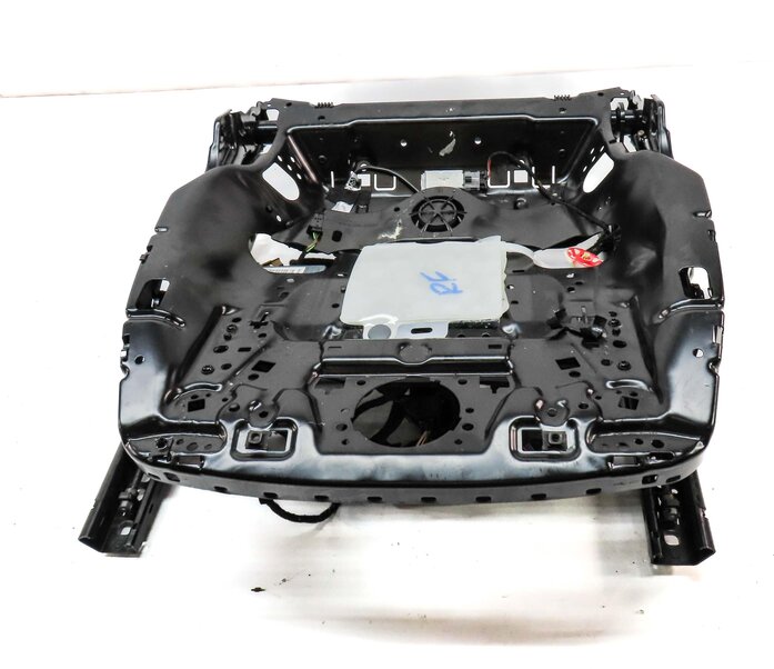 Thumbnail 2: 2011-2018 PORSCHE CAYENNE (958) PASSENGER - 14 WAY MEMORY SEAT TRACK w/ MOTORS