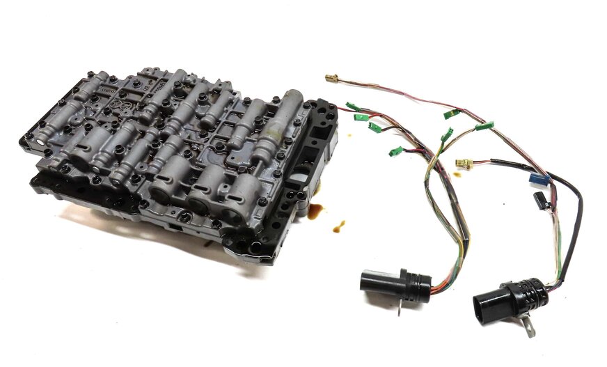 11-18 PORSCHE CAYENNE PANAMERA (958 970 G1) 3.0L HYBRID TRANSMISSION VALVE BODY
