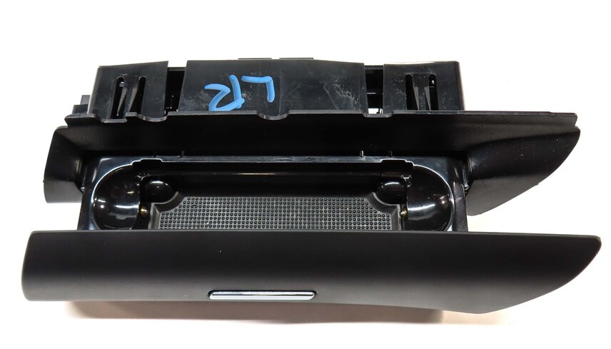 Thumbnail 6: 2013 PORSCHE CAYENNE HYBRID (958) REAR LEFT DOOR PULL OUT CUBBY (BLACK)
