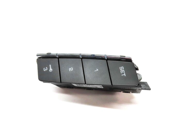 Thumbnail 4: 2013 PORSCHE CAYENNE HYBRID (958) FRONT LEFT DRIVER SEAT MEMORY SWITCH