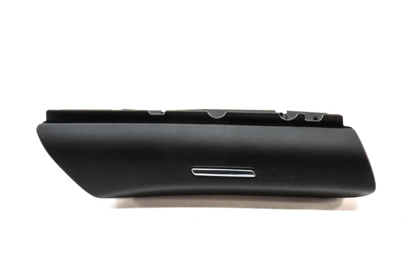 Thumbnail 2: 2013 PORSCHE CAYENNE HYBRID (958) REAR RIGHT DOOR PULL OUT CUBBY (BLACK)