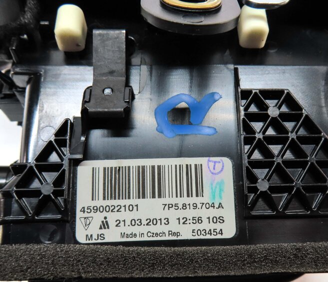 Thumbnail 6: 2013 PORSCHE CAYENNE HYBRID (958) DASH FAR RIGHT PASSENGER A/C HEATER AIR VENT