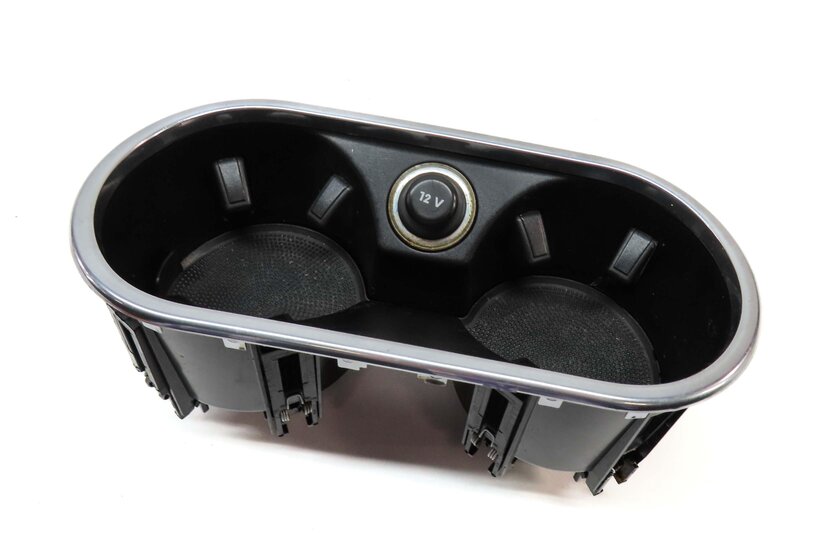 Thumbnail 1: 2013 PORSCHE CAYENNE HYBRID (958) FRONT CENTER CONSOLE CUPHOLDER 7P5862531