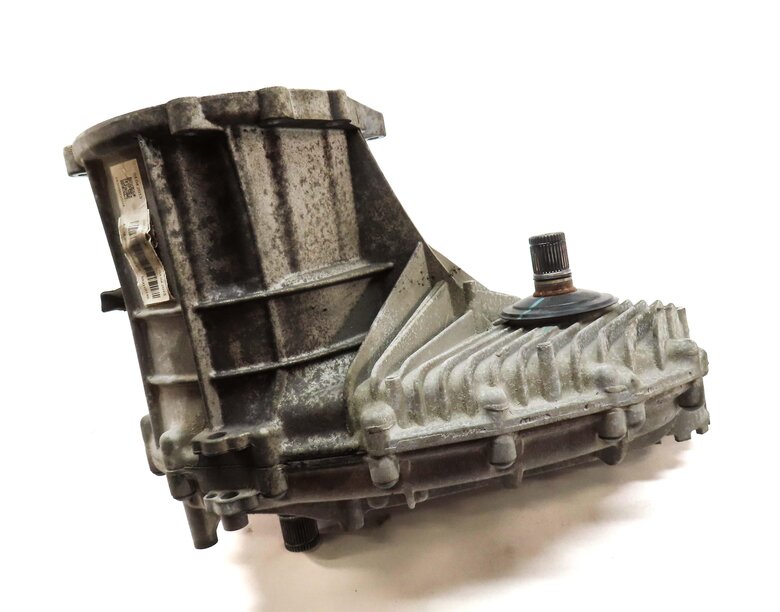 Thumbnail 2: 2011-2018 PORSCHE CAYENNE (958) 3.0L ENGINE FRONT TRANSFER CASE ASSEMBLY